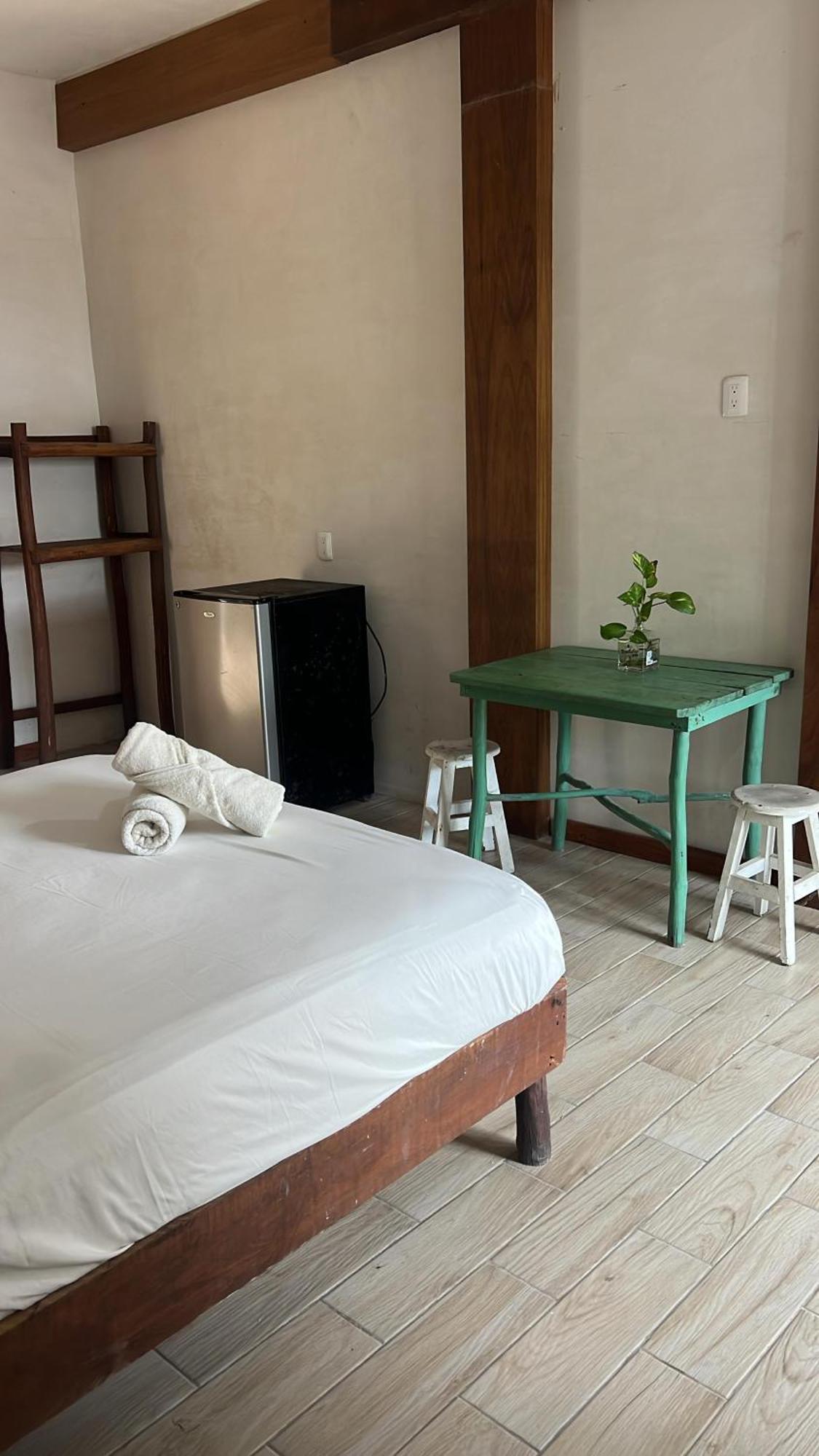 Balu Hotel Isla Mujeres Exterior photo